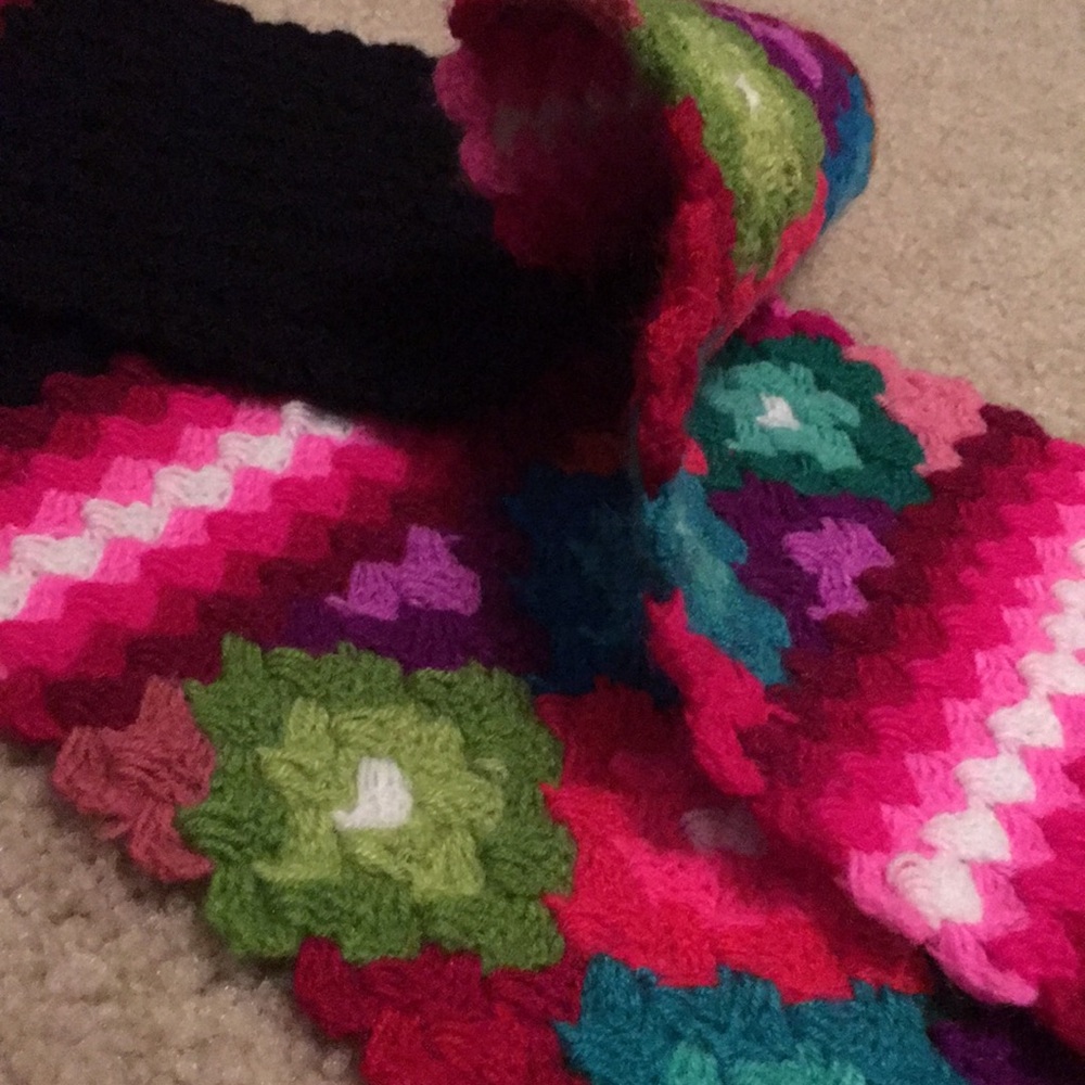 Handmade scarf - Picture 7 of 8